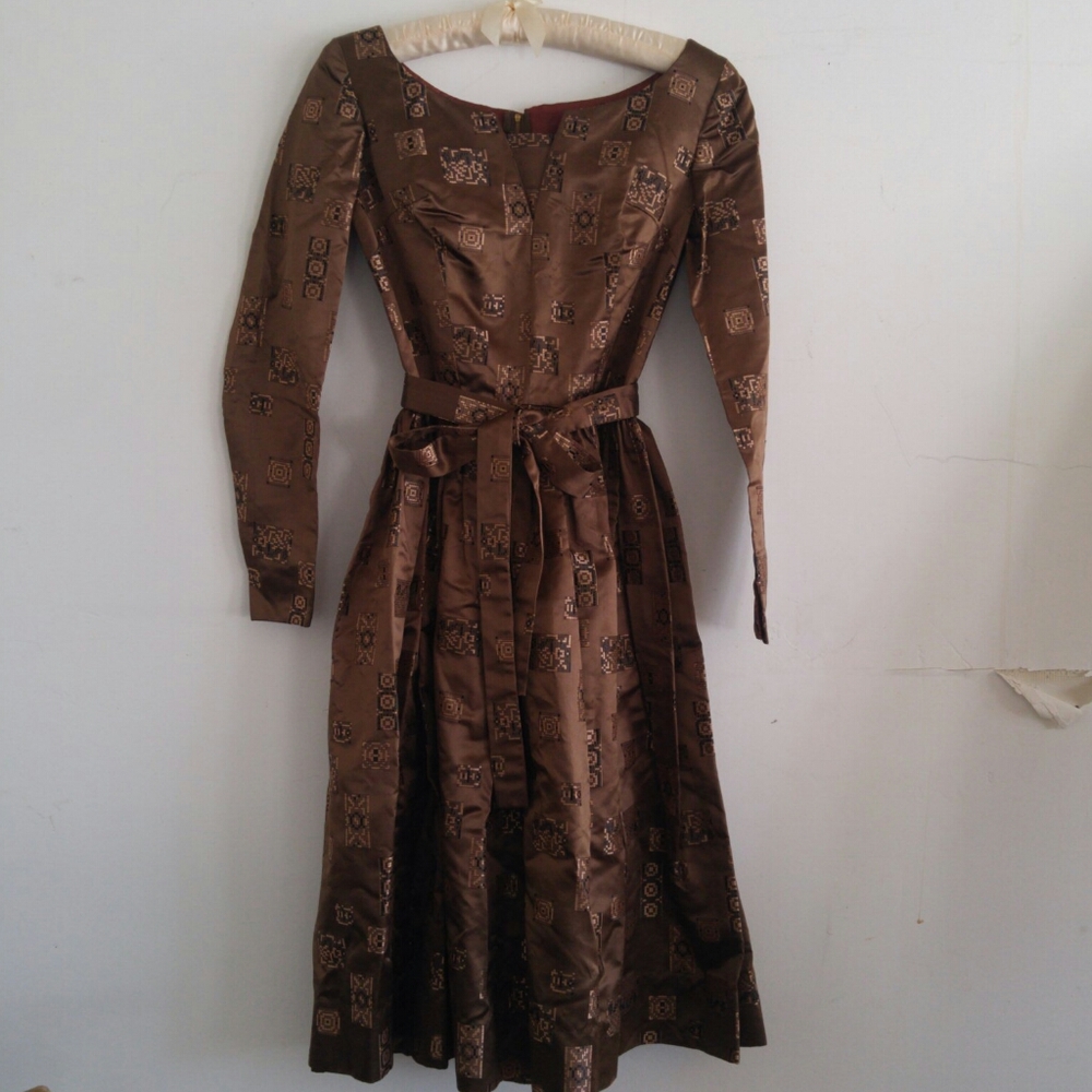 Vintage belt included